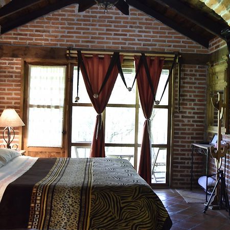 Вилла Valle Escondido Cabanas Уаска-де-Окампо Экстерьер фото